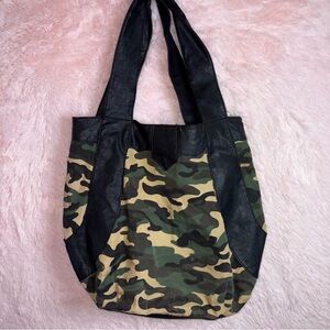 Camouflage Tote bag